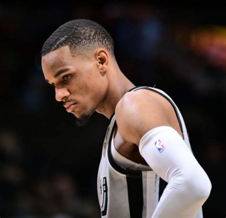 Dejounte Murray Height, Weight, Net Worth, Age, Birthday, Wikipedia, Who, Nationality, Biography