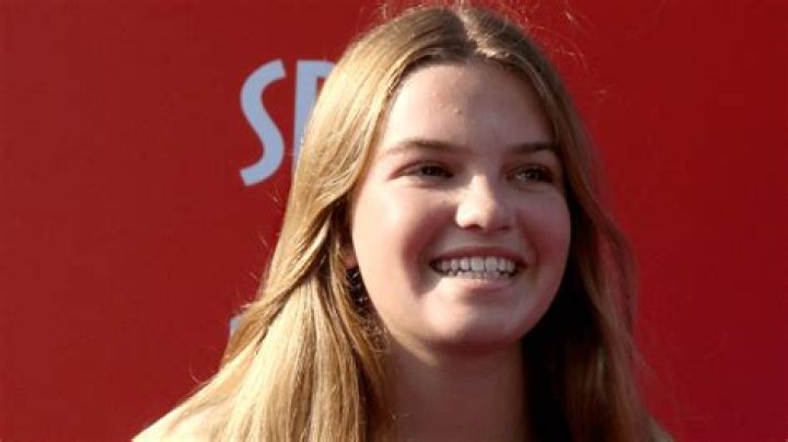 
Haley Lapointe Height, Weight, Net Worth, Age, Birthday, Wikipedia, Who, Instagram, Biography 
