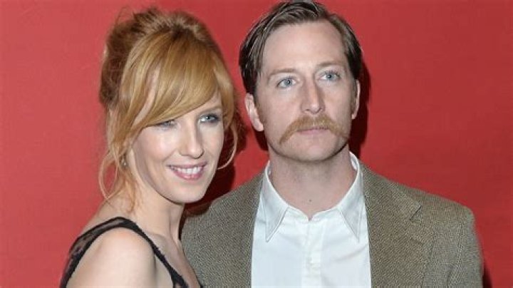 
Is Dominique Moore Married To Kevin J Comedian? Husband And Married Life – Lovely Little Farm Actress 