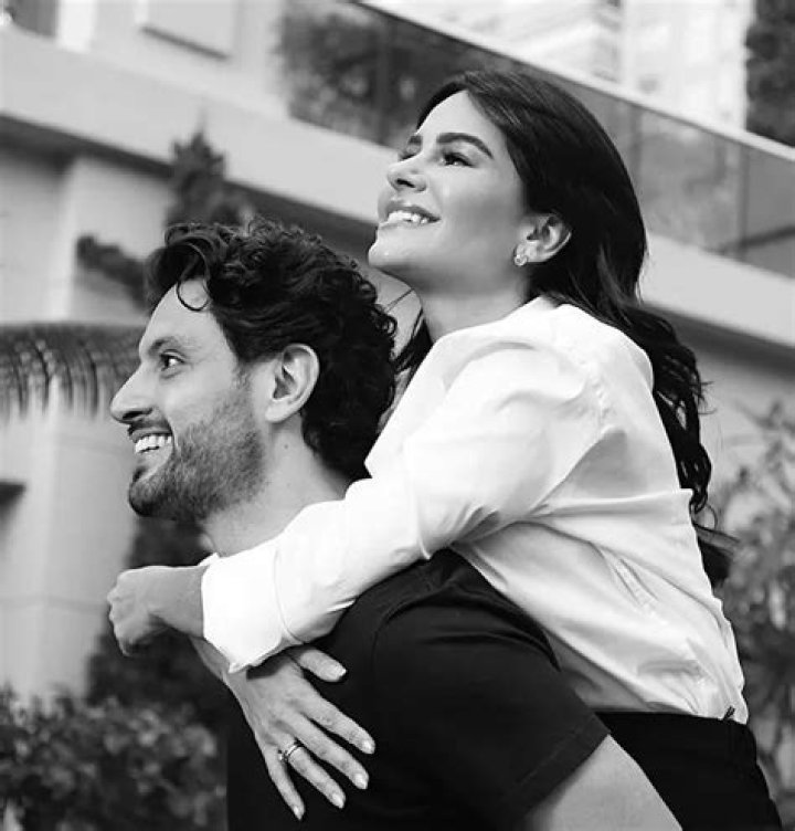 
Is Natalia Martins Married? Her Bio, Age, Husband, Supplements, Books and Net worth 