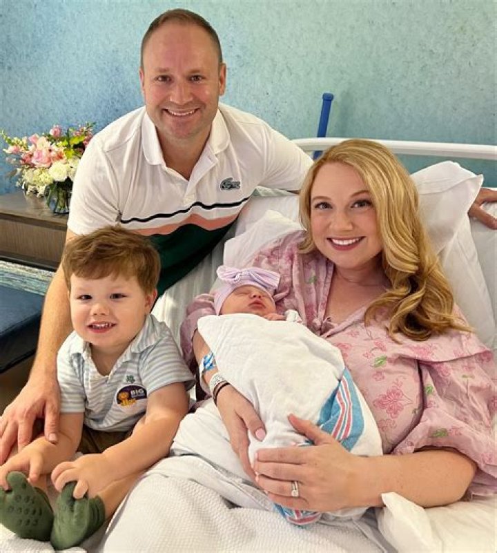 Is The WSMV Journalist Melanie Layden Pregnant? Is She Expecting Baby With Husband Matt? All Facts