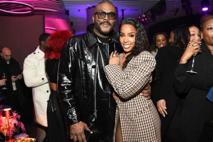 Kendrick Perry Height, Weight, Net Worth, Age, Birthday, Wikipedia, Who, Nationality, Biography