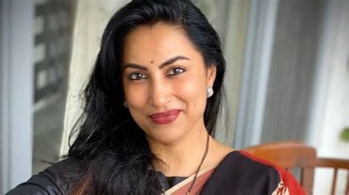 Kranti Redkar Height, Weight, Net Worth, Age, Birthday, Wikipedia, Who, Nationality, Biography