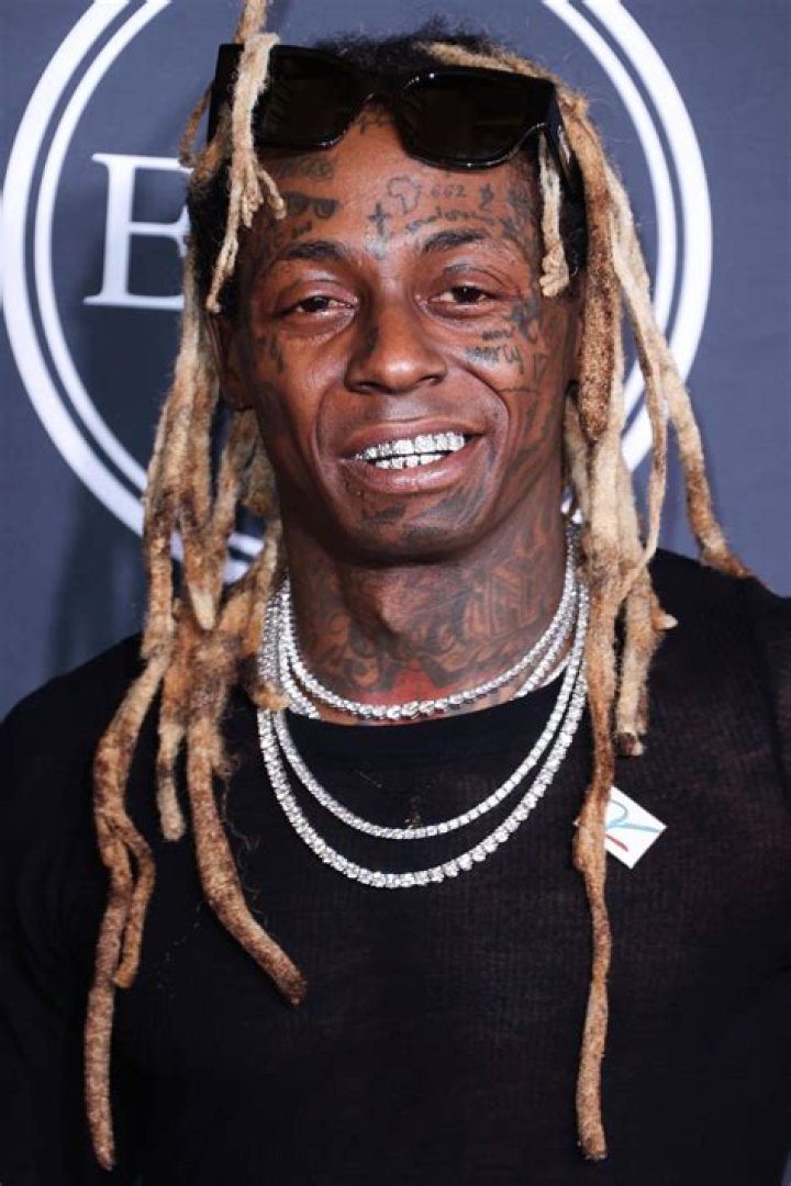 Lil Wayne Height, Weight, Net Worth, Age, Birthday, Wikipedia, Who, Nationality, Biography