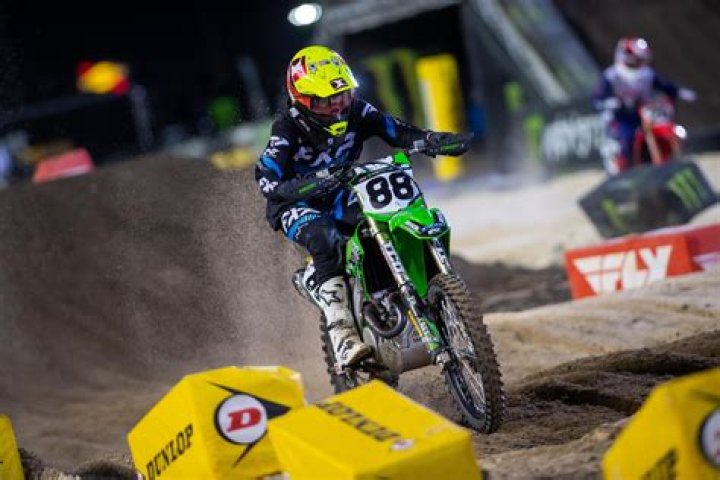 
Logan Karnow Height, Weight, Net Worth, Age, Birthday, Wikipedia, Who, Nationality, Biography 