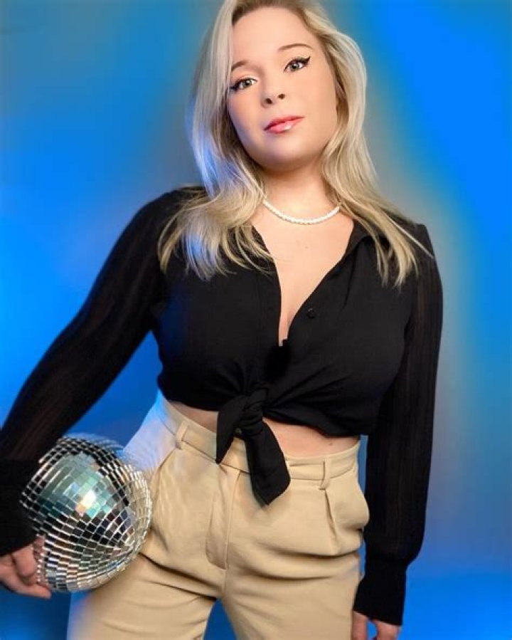 Mary Zilba Height, Weight, Net Worth, Age, Birthday, Wikipedia, Who, Instagram, Biography