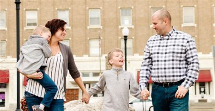 
Mets Pitcher Jacob deGrom’s Has A Big Family Along With His Wife And Two Kids 