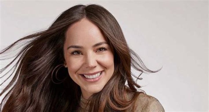 
Naked Truth Of Camila Sodi – Age, Husband, Salary, Biography 